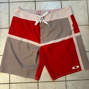 Oakley Red and Gray Board Shorts Quick-Dry Swimwear